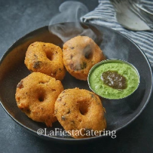 Kalmi Vada